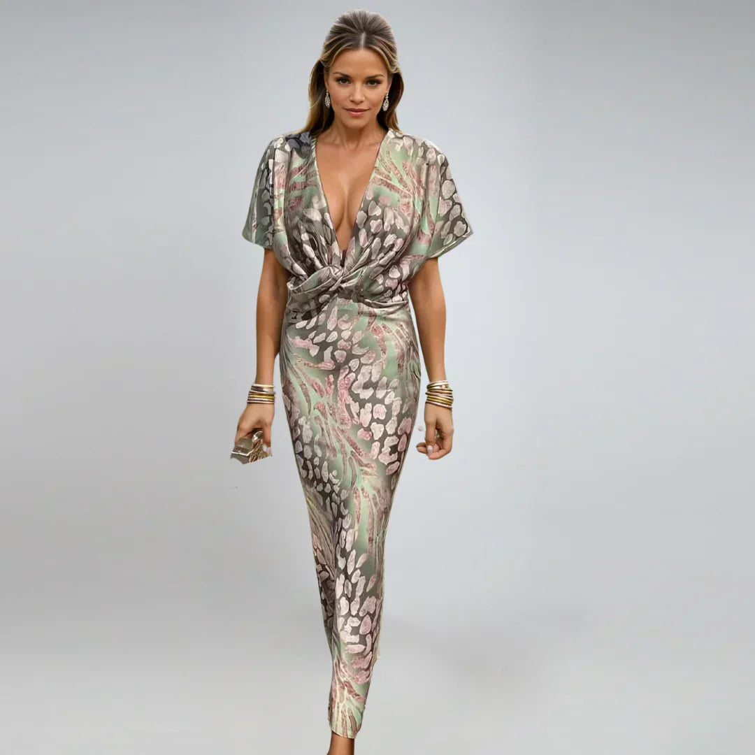 Kelsey | Long dress with v-neck and twisted detail