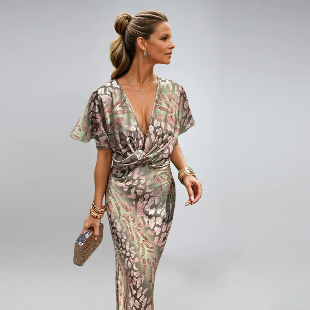 Kelsey | Long dress with v-neck and twisted detail