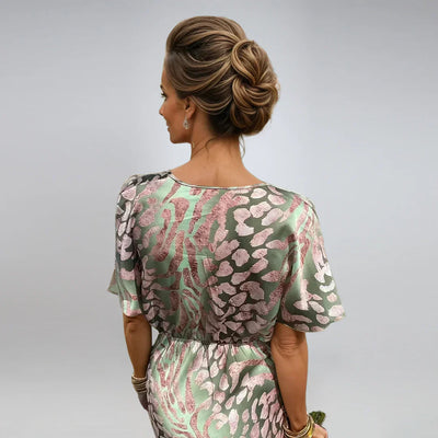 Kelsey | Long dress with v-neck and twisted detail