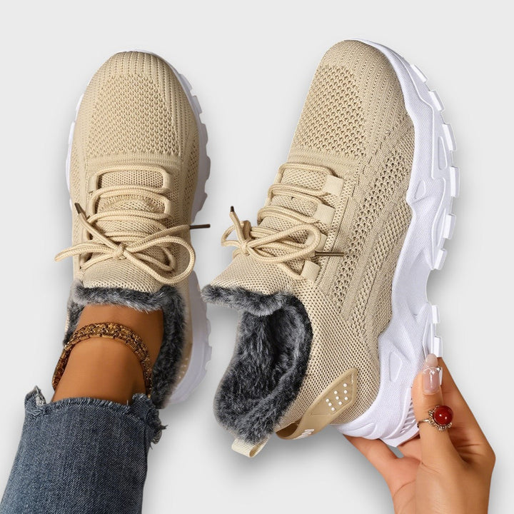 Jean™ – Cozy Lace-Up Winter Sneakers