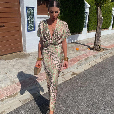 Kelsey | Long dress with v-neck and twisted detail