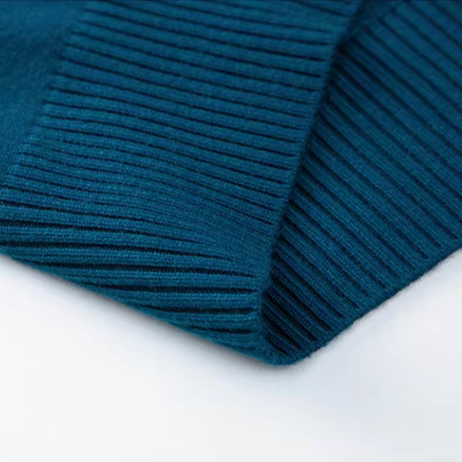Lexie™ - Stretchable Cashmere Turtleneck